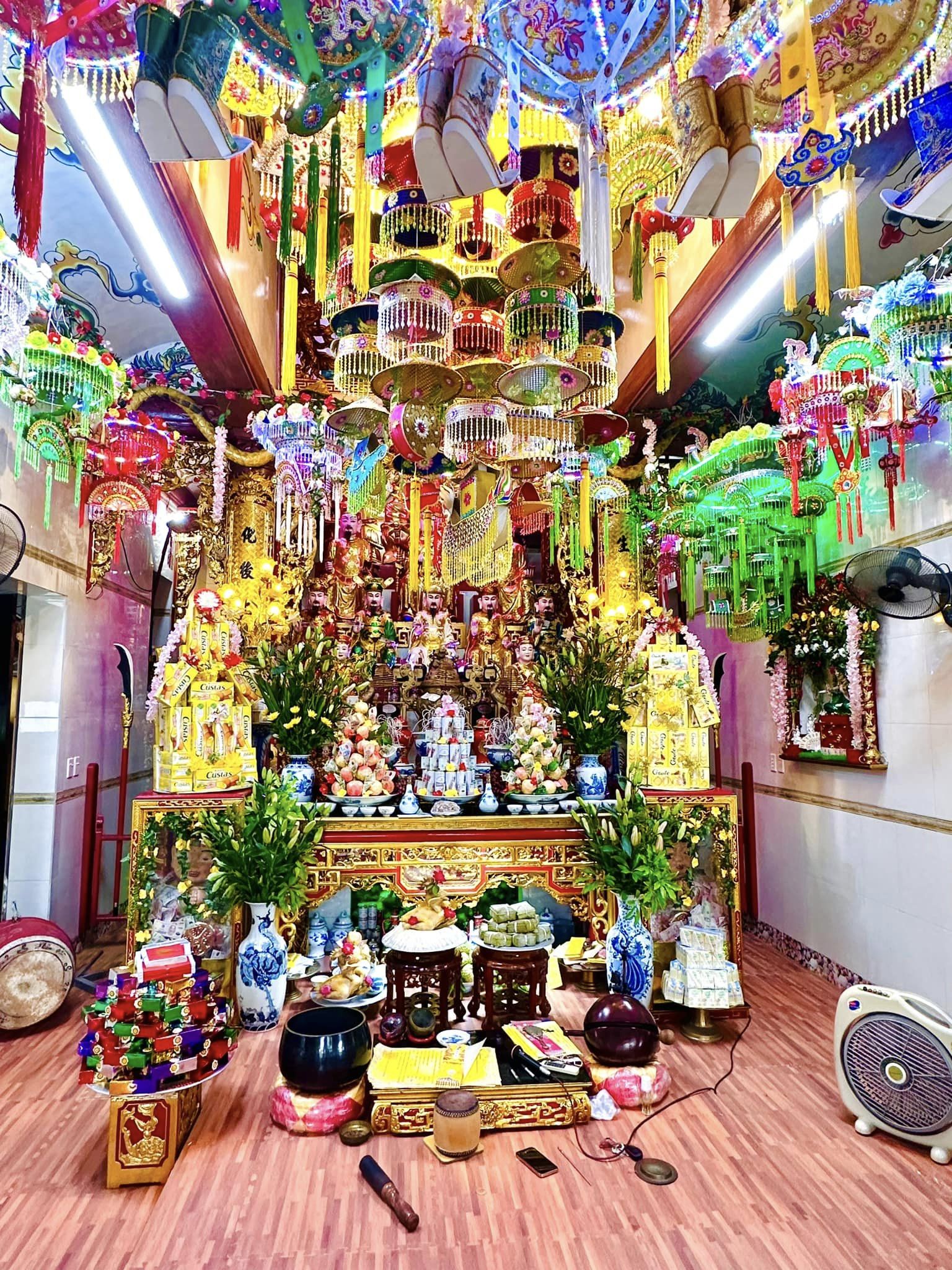 Tín ngưỡng thờ Mẫu Việt Nam – Bản sắc tâm linh bản địa và hệ thống Tứ Phủ